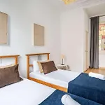 Paseo St Joan Classic 4Bd For 10 Guests
