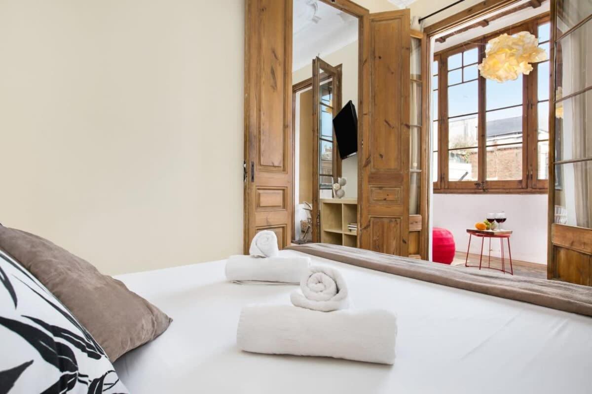 Paseo St Joan Classic 4bd For 10 Guests Leilighet *